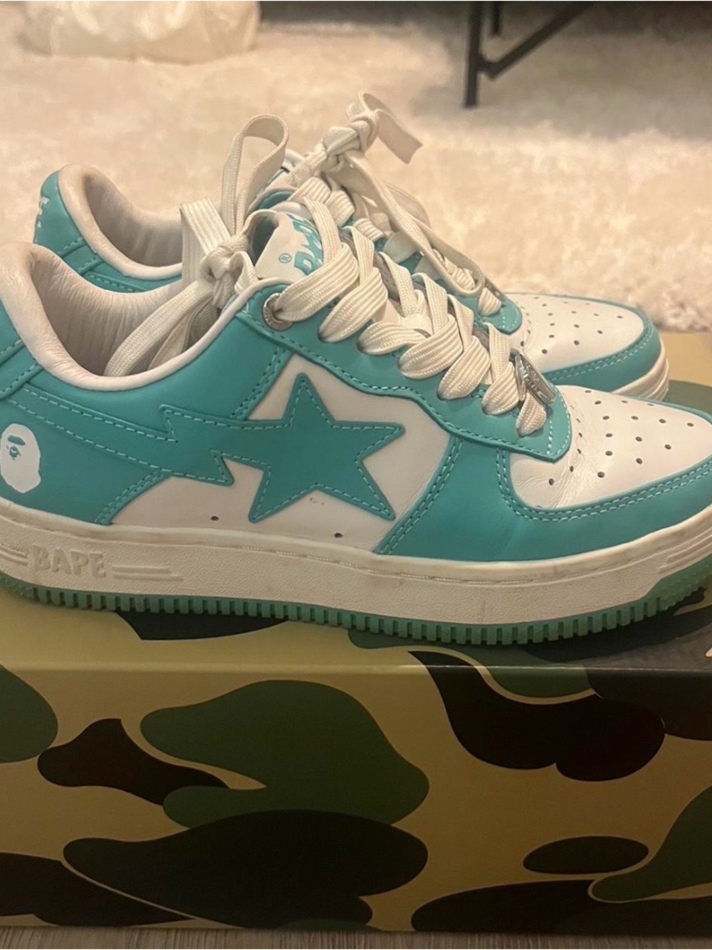 Bape women’s size 6 mint Bapesta sneakers